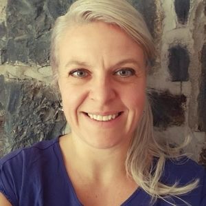 Meet your Posher, Carline